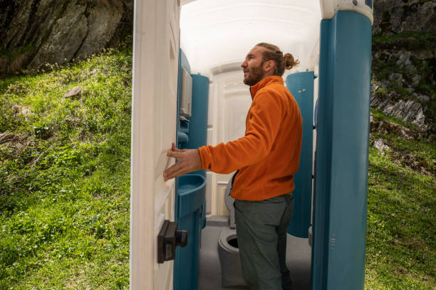 Best Portable restroom trailer rental  in Hesston, KS
